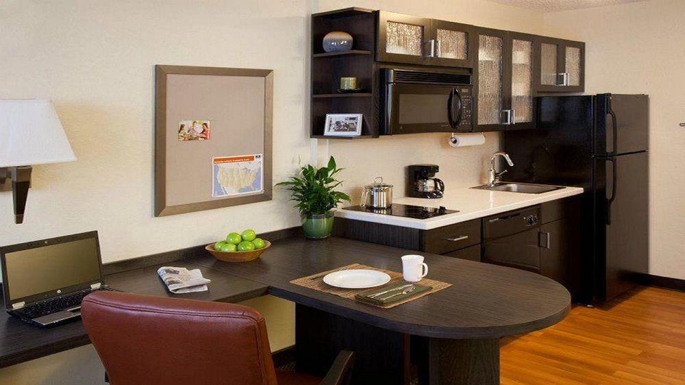 Sonesta Simply Suites Chicago Уокиган Экстерьер фото