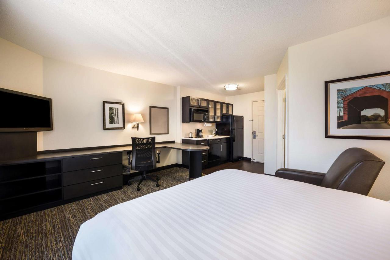 Sonesta Simply Suites Chicago Уокиган Экстерьер фото