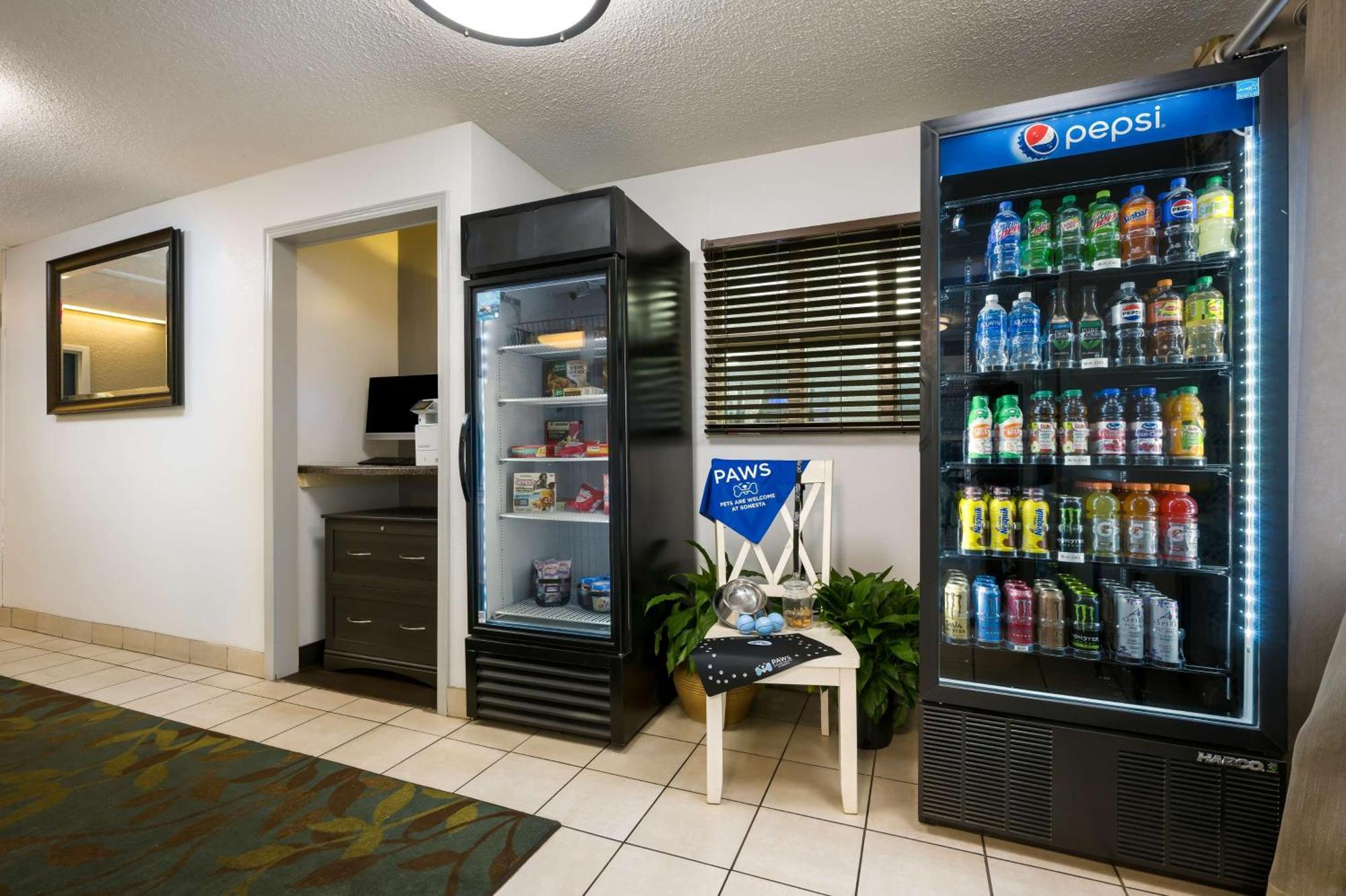 Sonesta Simply Suites Chicago Уокиган Экстерьер фото